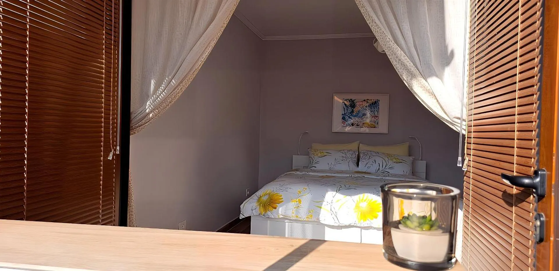 Nuci'S Place, Lovely Apt With Balcony Near Blloku Tiran 0*,  Arnavutluk