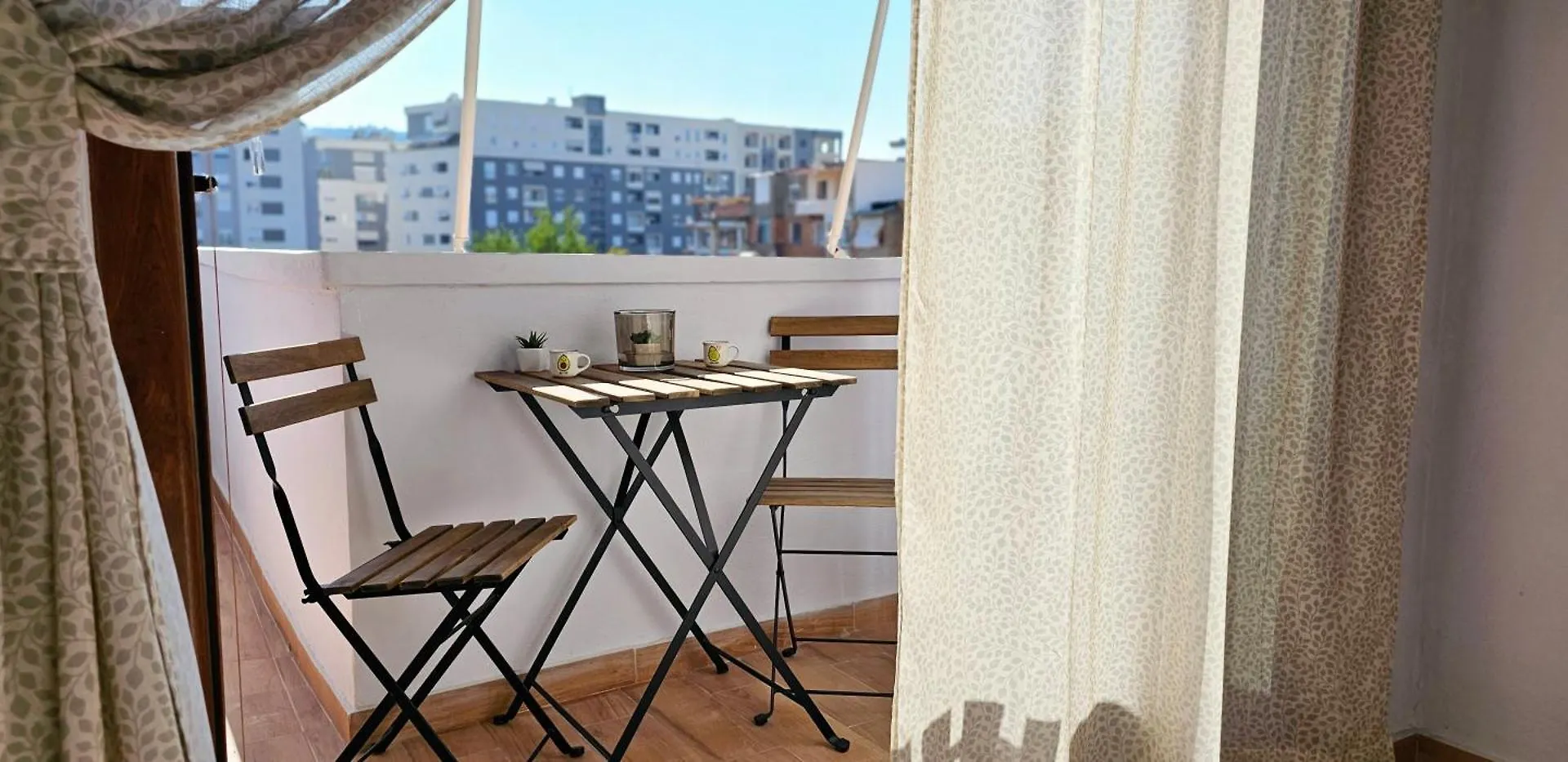 Nuci'S Place, Lovely Apt With Balcony Near Blloku Tiran Daire